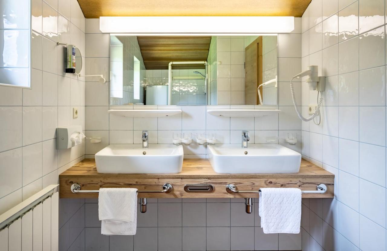 Kinderhotel Laerchenhof Obsteig Extérieur photo